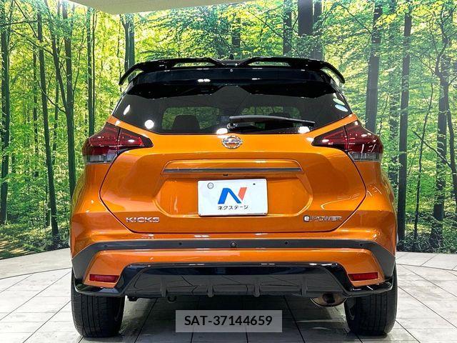 Nissan KICKS 2021-08 7877119-14