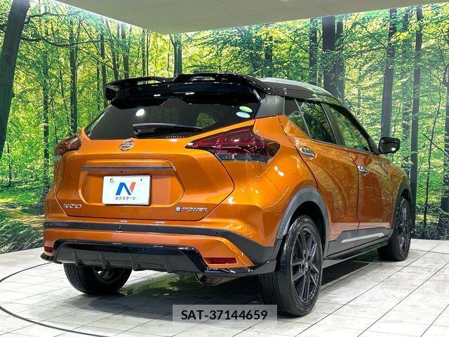 Nissan KICKS 2021-08 7877119-16