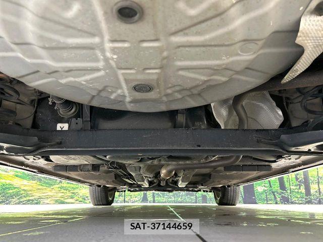 Nissan KICKS 2021-08 7877119-18