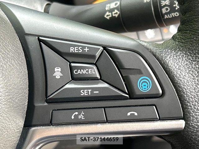 Nissan KICKS 2021-08 7877119-4