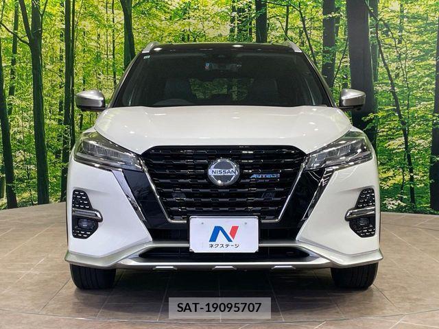 Nissan KICKS 2021-12 7902800-13
