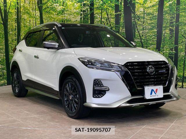 Nissan KICKS 2021-12 7902800-15