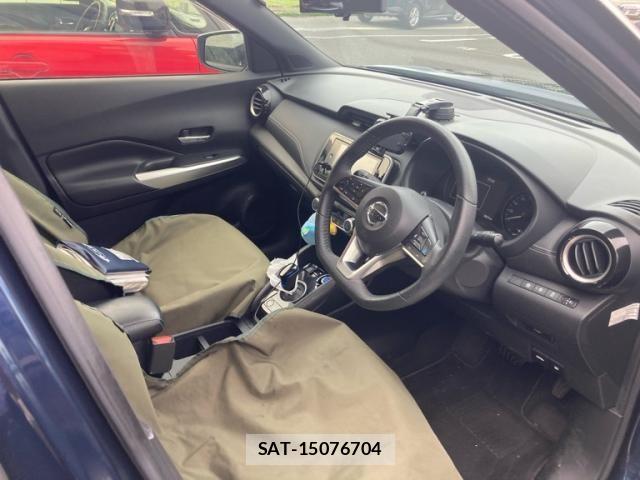 Nissan KICKS 2021-11 7902801-14