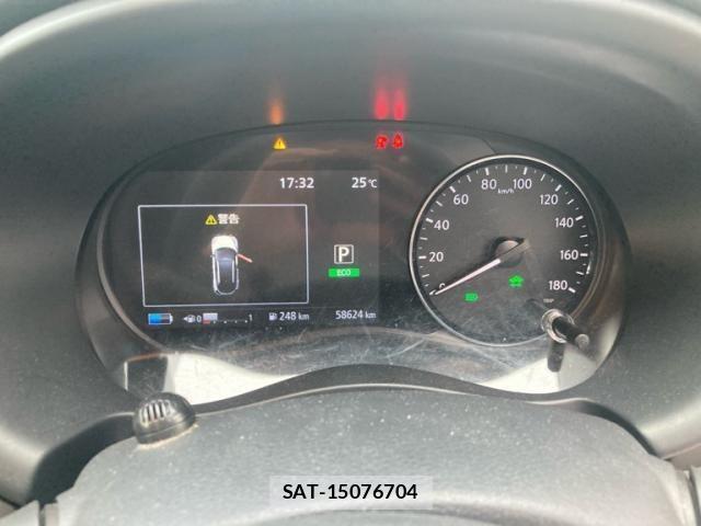 Nissan KICKS 2021-11 7902801-19