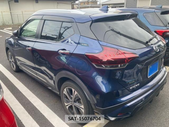 Nissan KICKS 2021-11 7902801-6