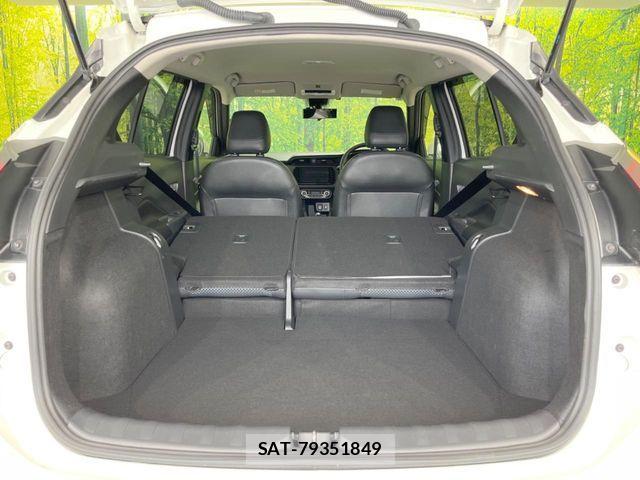 Nissan KICKS 2021-06 7962262-9