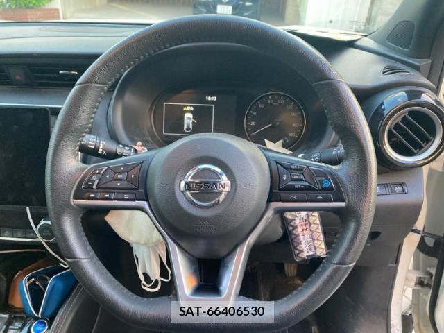 Nissan KICKS 2021-12 7962266-16