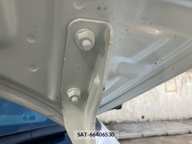 Nissan KICKS 2021-12 7962266-18