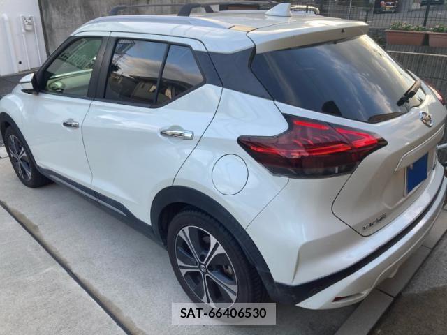 Nissan KICKS 2021-12 7962266-4