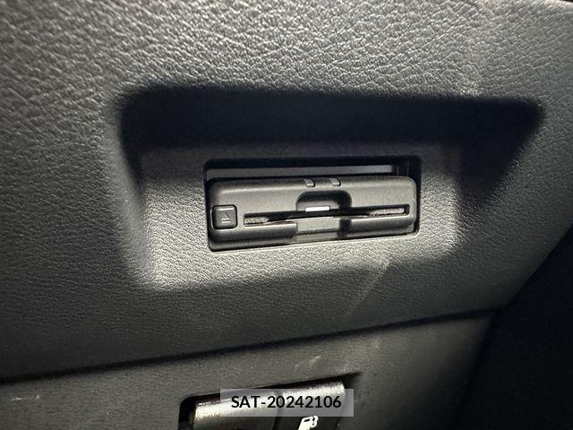 Nissan KICKS 2021-09 7979640-24