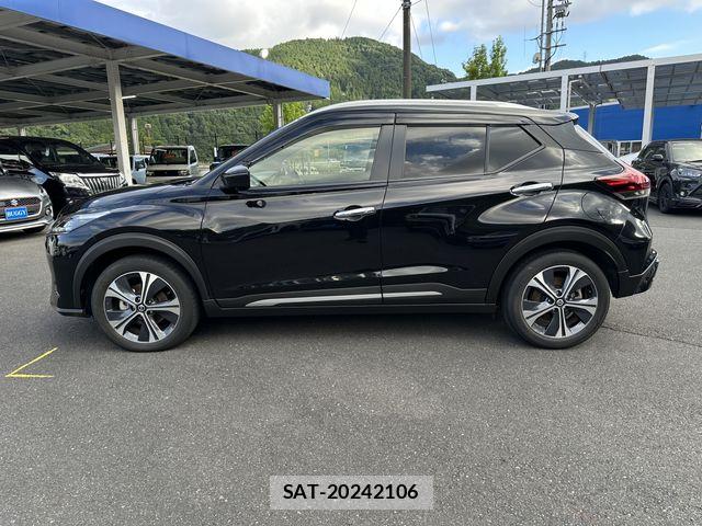 Nissan KICKS 2021-09 7979640-7