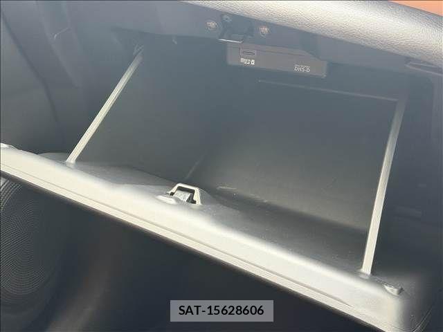 Nissan KICKS 2020-11 7979641-17
