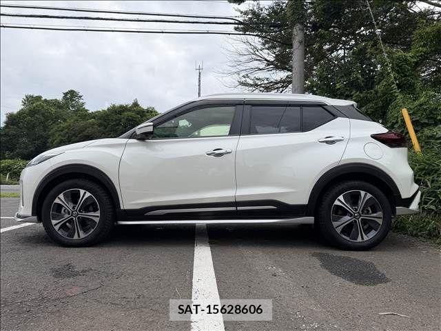Nissan KICKS 2020-11 7979641-5