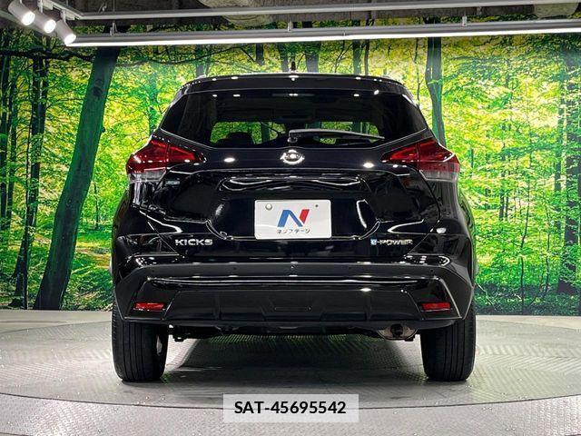 Nissan KICKS 2022-10 7979638-14