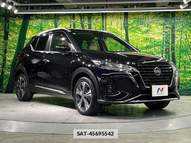 Nissan KICKS 2022-10 7979638-15
