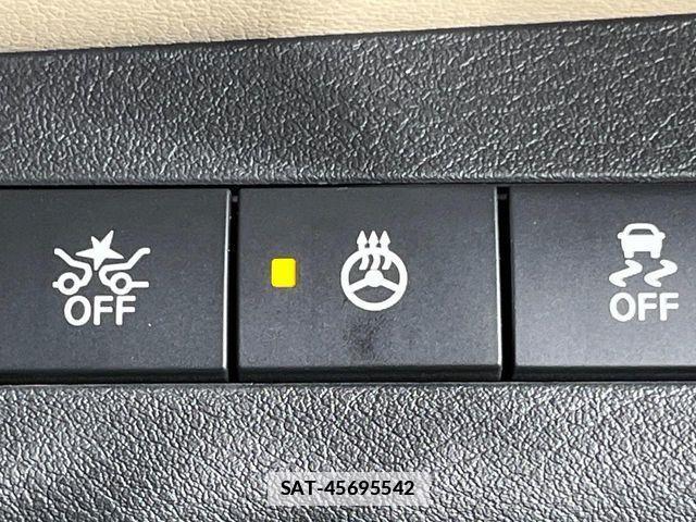 Nissan KICKS 2022-10 7979638-6