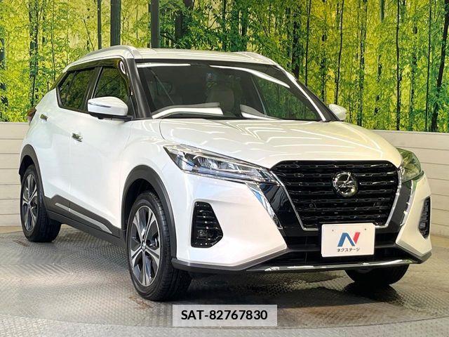 Nissan KICKS 2023-04 7979637-15