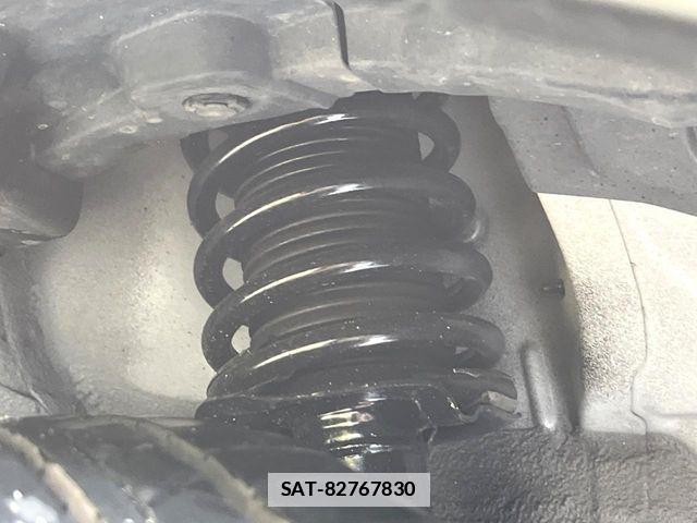 Nissan KICKS 2023-04 7979637-19