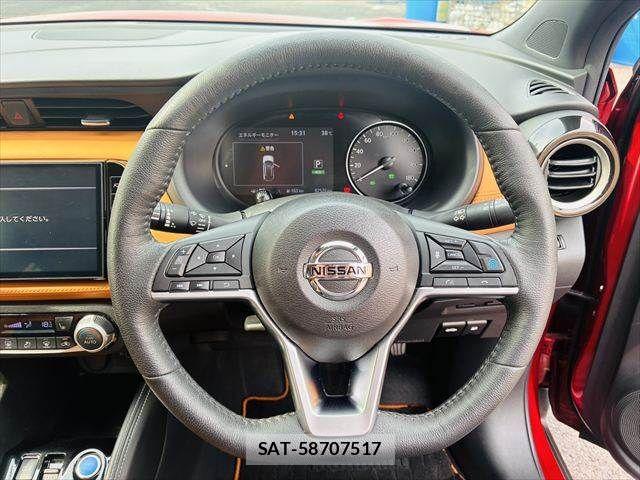 Nissan KICKS 2021-11 8036237-9