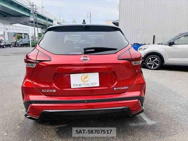 Nissan KICKS 2021-11 8036237-17