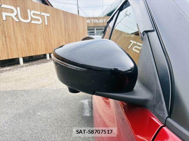 Nissan KICKS 2021-11 8036237-25