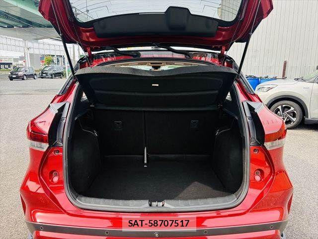 Nissan KICKS 2021-11 8036237-8