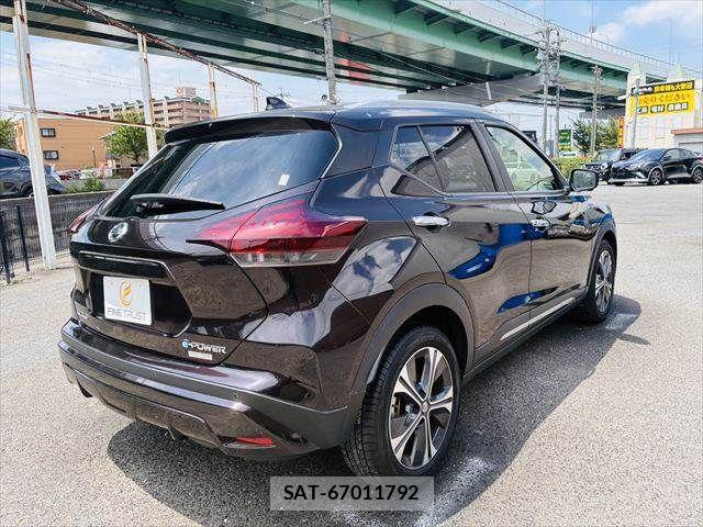 Nissan KICKS 2021-06 8036236-17