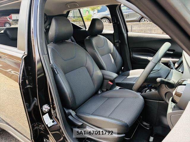 Nissan KICKS 2021-06 8036236-7