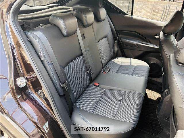 Nissan KICKS 2021-06 8036236-8
