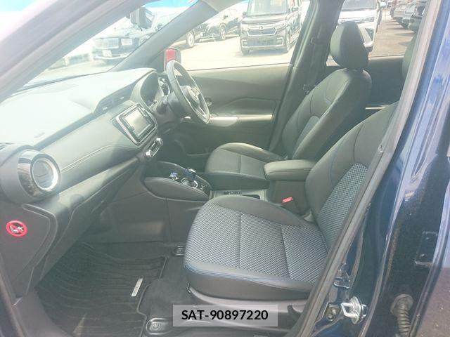 Nissan KICKS 2021-03 8036239-11