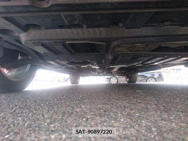 Nissan KICKS 2021-03 8036239-27