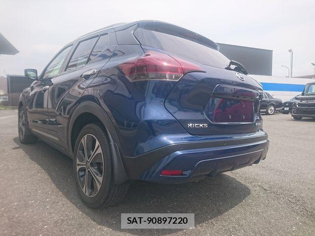 Nissan KICKS 2021-03 8036239-2