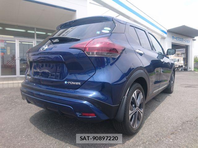 Nissan KICKS 2021-03 8036239-3