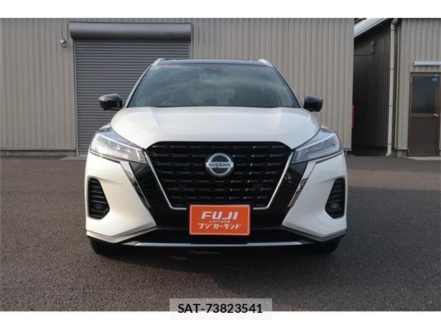 Nissan KICKS 2024-09 8074200-17
