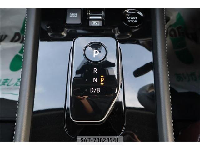 Nissan KICKS 2024-09 8074200-21