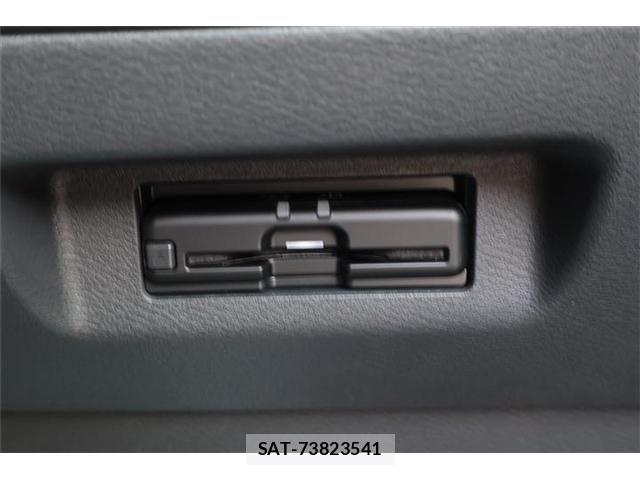Nissan KICKS 2024-09 8074200-6