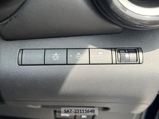 Nissan KICKS 2022-07 8074203-15