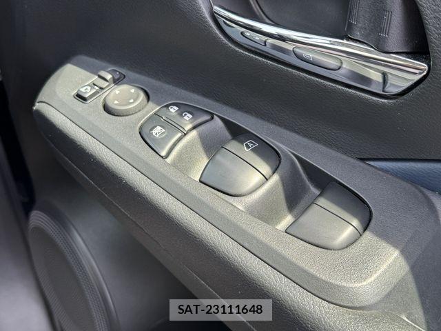 Nissan KICKS 2022-07 8074203-21