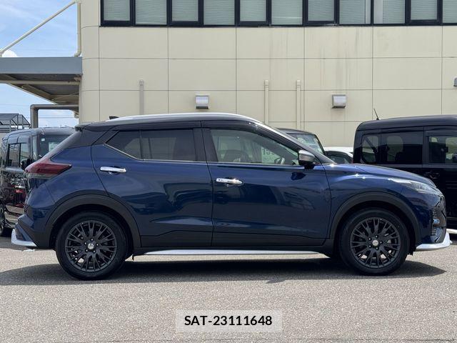 Nissan KICKS 2022-07 8074203-4