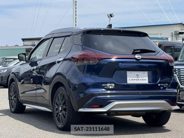 Nissan KICKS 2022-07 8074203-7