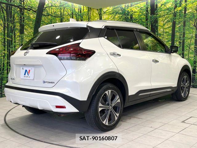 Nissan KICKS 2020-11 8074207-16