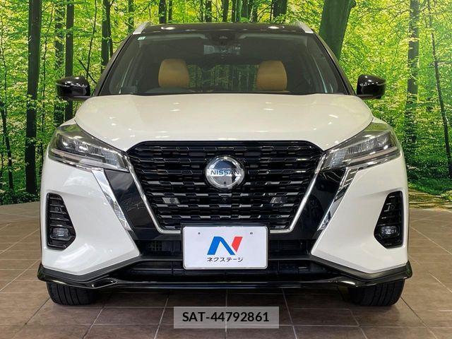 Nissan KICKS 2020-11 8099906-13