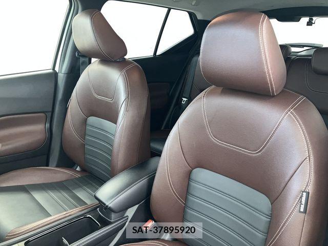 Nissan KICKS 2023-10 8099905-19