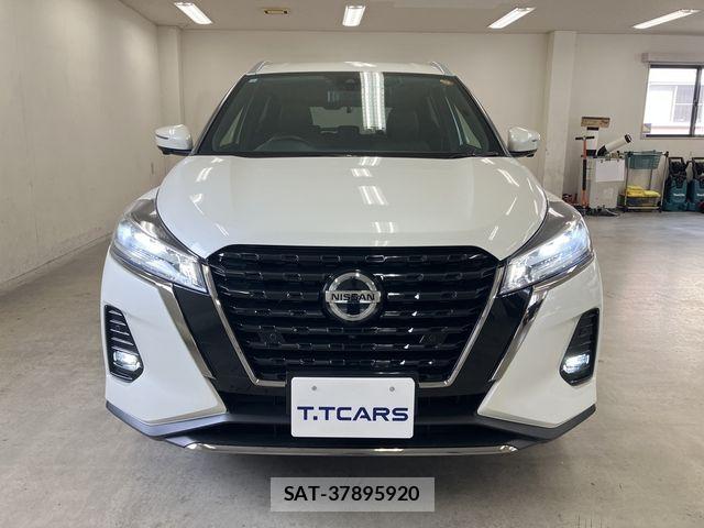 Nissan KICKS 2023-10 8099905-23