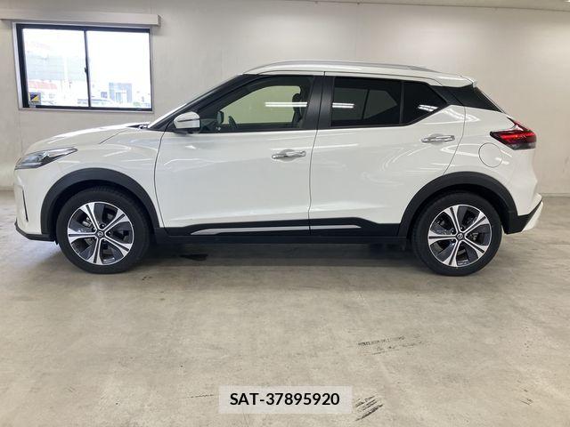 Nissan KICKS 2023-10 8099905-26