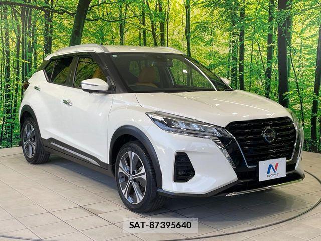 Nissan KICKS 2021-05 8130856-15