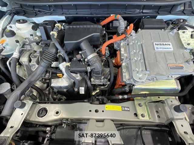Nissan KICKS 2021-05 8130856-17