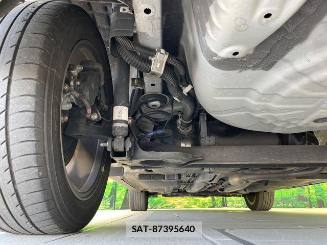 Nissan KICKS 2021-05 8130856-19