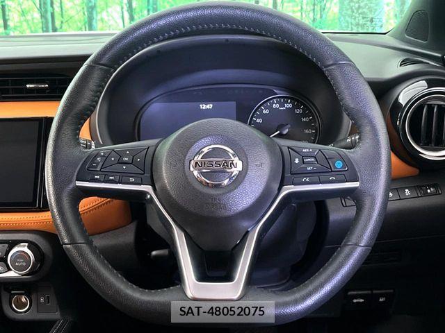 Nissan KICKS 2021-09 8130855-11