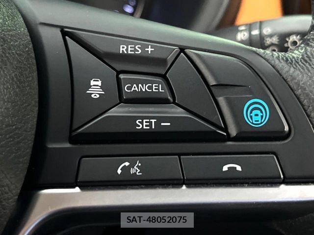 Nissan KICKS 2021-09 8130855-4